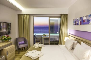 37339323_2069807076617946_621288756195885056_o